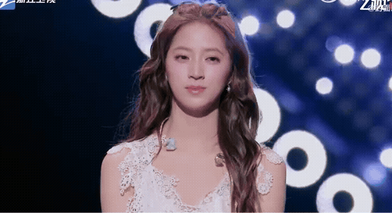 歐陽娣娣遭評審嗆唱的差、災難！下秒「瞬間垮臉」表情全被拍…網怒：唱不好還不給說