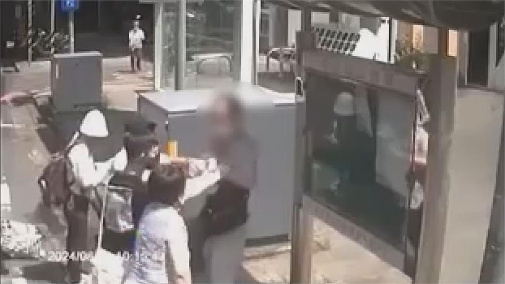 搭公車不滿菜籃車擋路!7旬翁向66歲婦揮拳 路人勸架反被抓傷提告