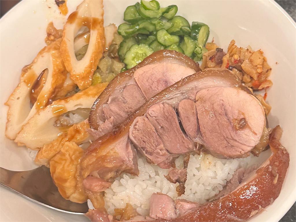 一吃飽就想睡到不行？營養師曝「暈碳」1原因+1時段吃最好：不是疲勞導致