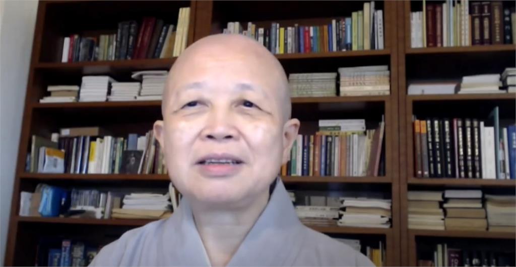 釋昭慧自爆月薪14萬駁「我需要什麼供養」？親揭豪車真相開嗆了：收斂一點