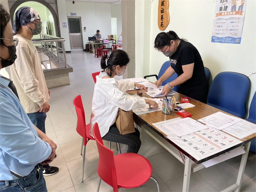 0121震災台南單點申請,專人送件 首筆修繕補助入帳