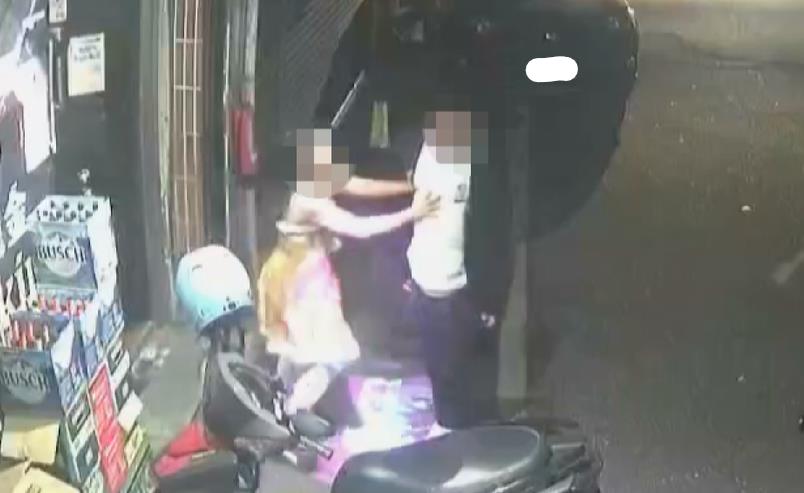 前女友穿著火辣開趴! 男子吃醋撂人鬧場遭警壓制
