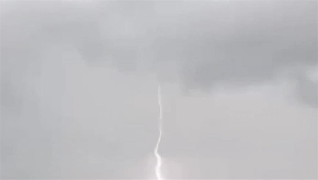 １１