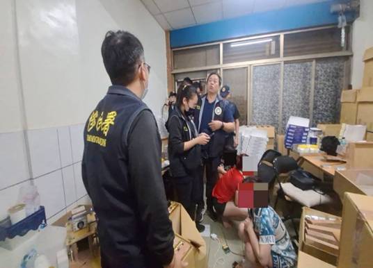 彰化破私菸廠 越籍移工談異國戀將遣返痛哭