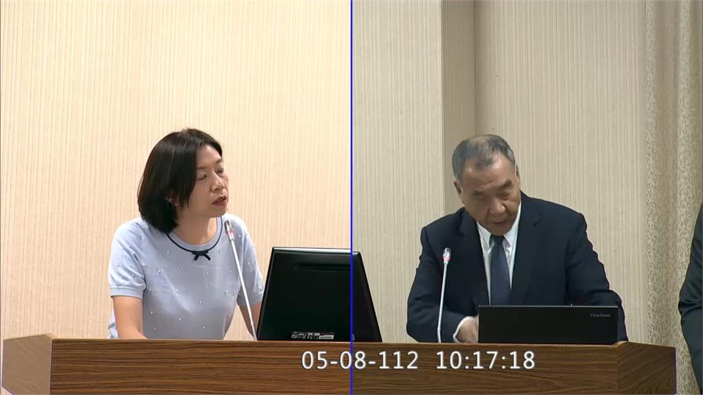 也挺郭台銘?三軍現身晚會登台跳舞 遭質疑違法行政中立!國防部將調查