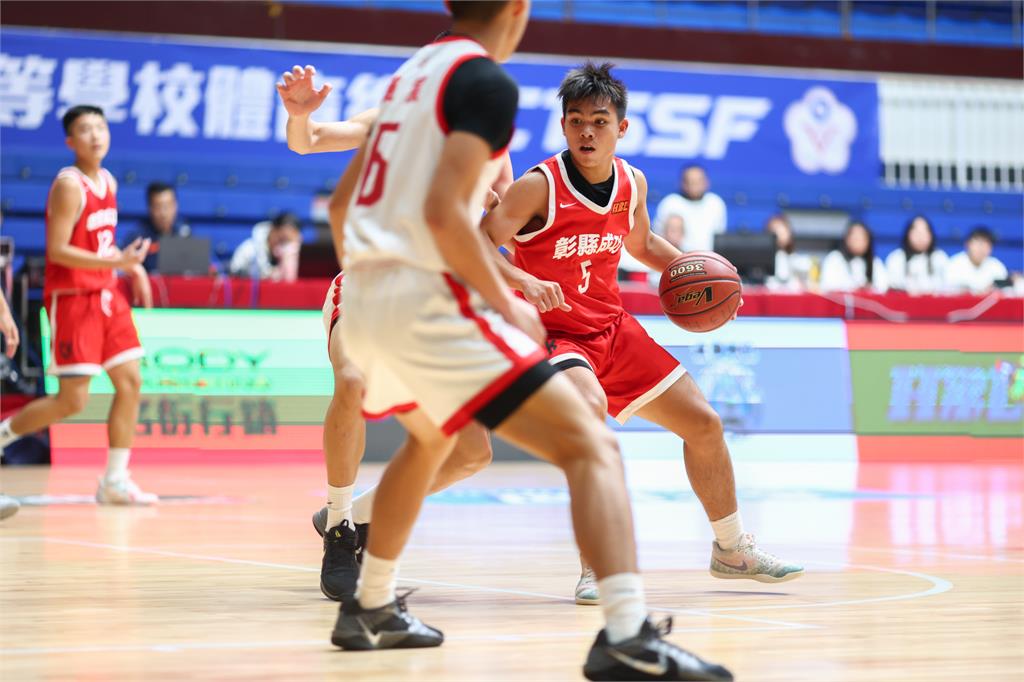 HBL/彰縣成功加班擊退宜中 一票小高一預賽拿2勝驚豔眾人