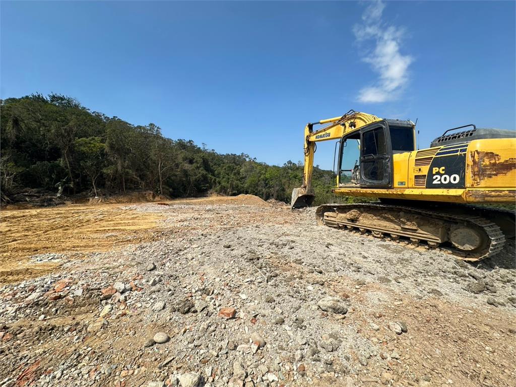 ㄅㄆㄇ猴園舊址淪垃圾山　地主勾結業者偷倒廢棄物海撈2500萬