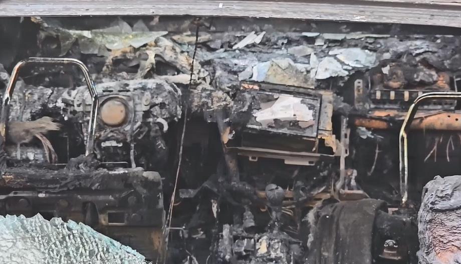 快新聞/林士傑遭連開11槍身亡 兇嫌棄車縱火滅證畫面曝光