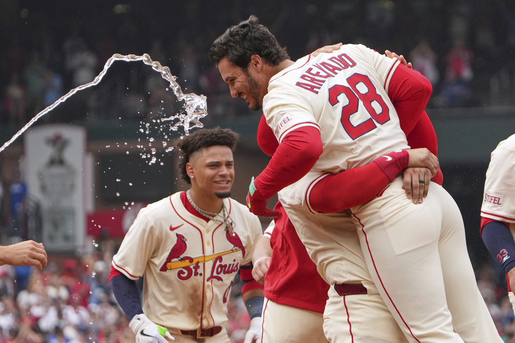 MLB(影)/大谷翔平九上跑回追平分 道奇仍遭紅雀再見安打落敗