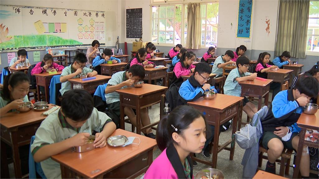 窮不能窮孩子！台中營養午餐免費　　家長：可以省一筆開銷