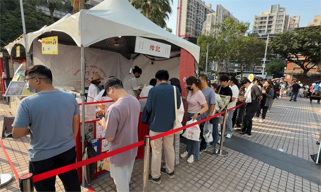 高雄鹹酥雞嘉年華65攤美食吸睛 Lisa曾吃過名店大排長龍
