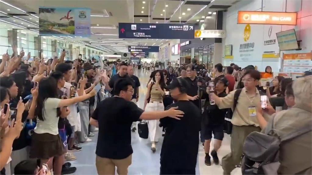 逼子瑜「表態一中」？　國台辦回應　中國網友：何必淌內娛渾水