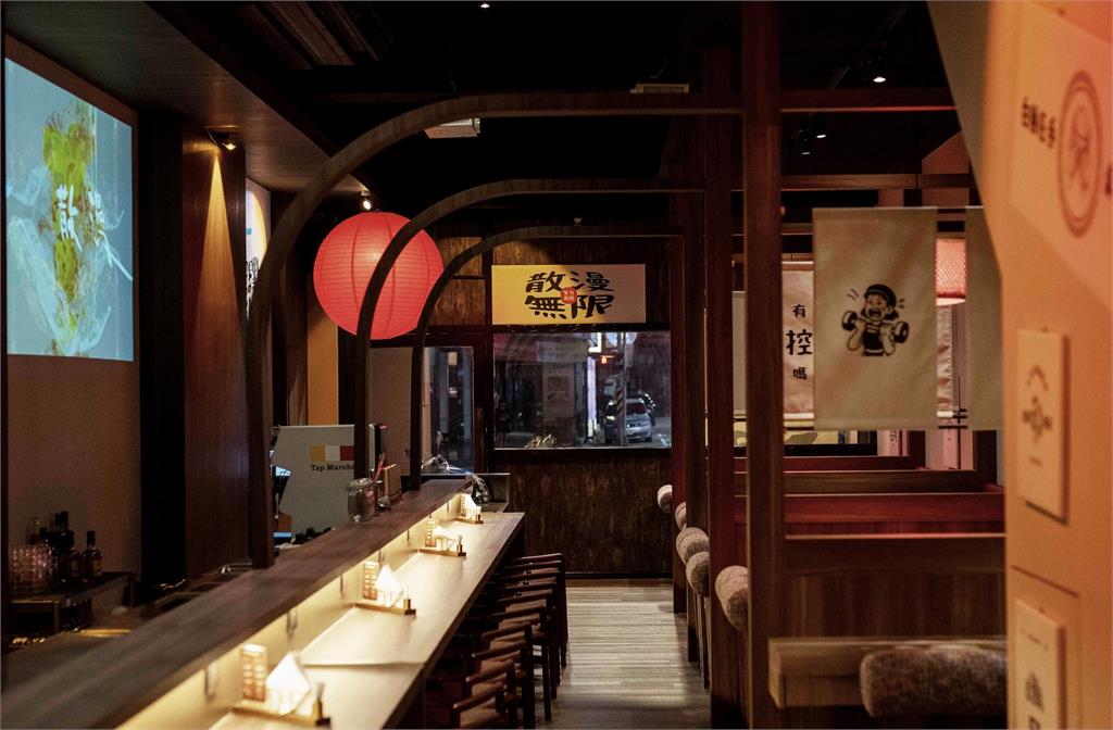 高雄深夜慢食新據點 一點散漫打造社畜專屬的下班療癒場景