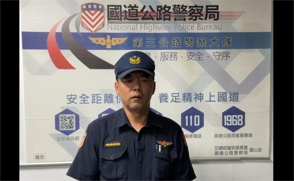 國道深夜大貨車失控自撞! 副駕乘客遭拋飛邊坡慘死