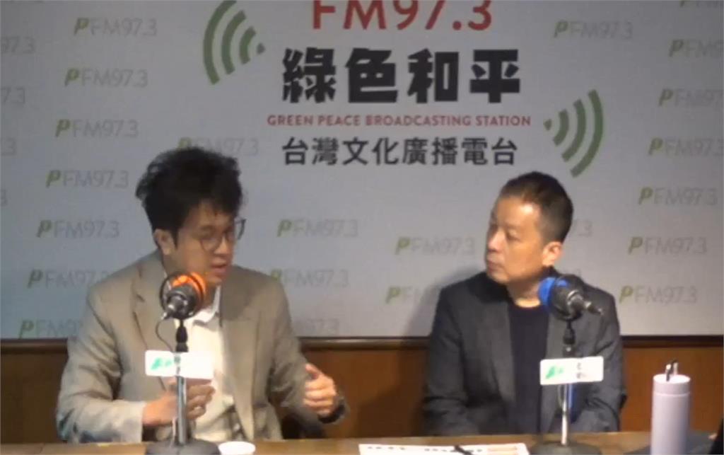蔣萬安被「這問題」問倒！他見沈伯洋「完美回答」完勝驚呼：沒有比較沒有傷害