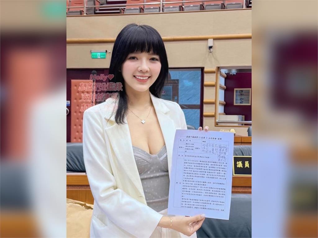 「黑料連環爆」硬要選？佀廣洋穿背心跑行程引質疑　小商人大開「參選哏」網笑翻
