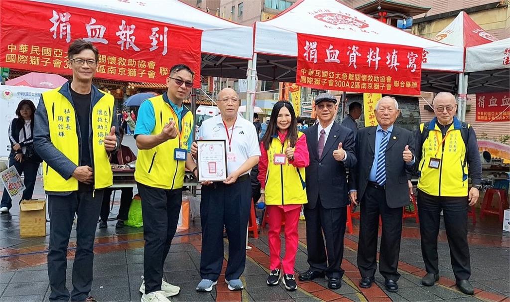 堅持26年! 亞太急難關懷救助協會每年「這一天」 感恩捐血.義賣助人