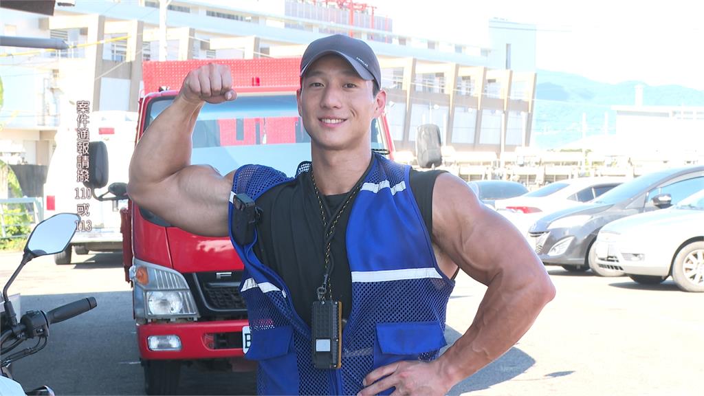 機車違規遭拖暴怒！　7旬翁狂毆「拖吊界蘇志燮」還襲警