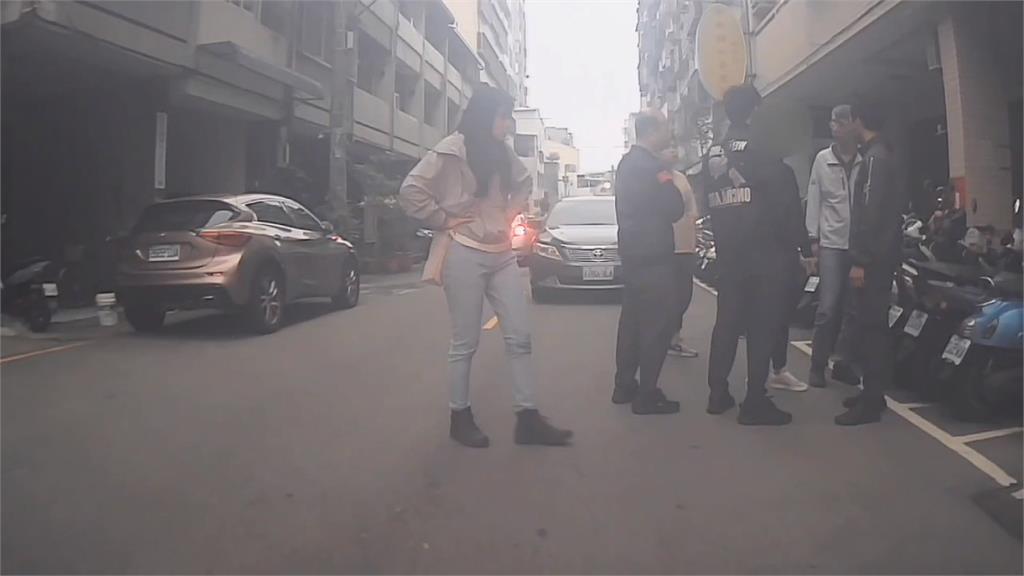 冒名相約買金飾 嫌犯相約面交趁機偷走逃逸變賣
