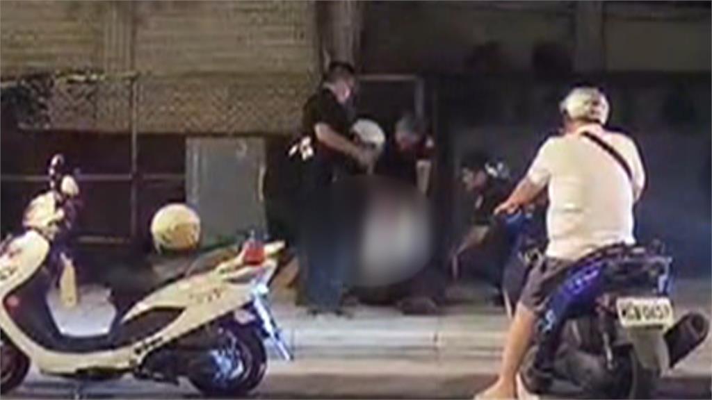 罪加一等！男闖紅燈不滿被開單　當街咆哮推警目擊民眾看傻眼