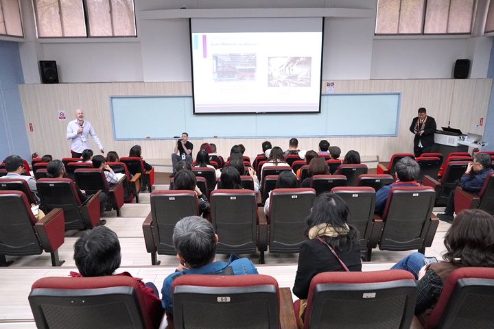 發展EMI雙語教學 中華大學邀8院校激盪新教學模式
