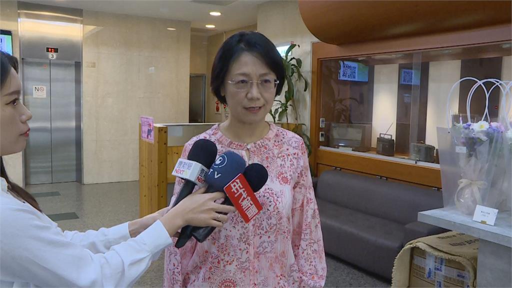 最新／翁曉玲被嗆了！小黃運將「按喇叭開窗」怒喊3字　畫面全曝光