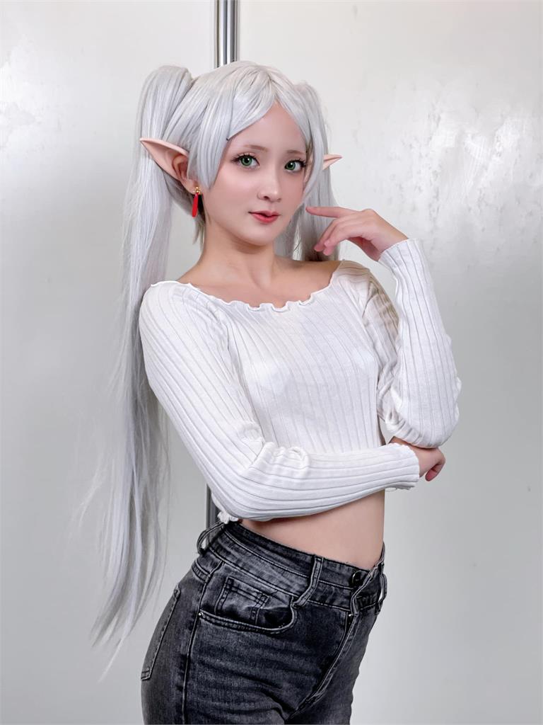 0.5度低溫武嶺驚見「芙莉蓮」Coser!超狂「激短裙」身影本尊曝光