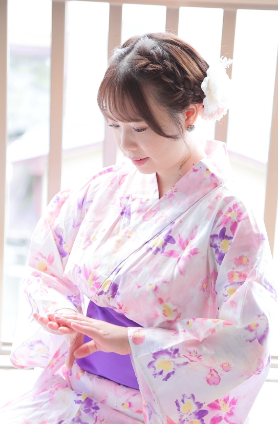 才復出半年！暗黑界女神突宣布離婚消息　「情變細節」曝光了