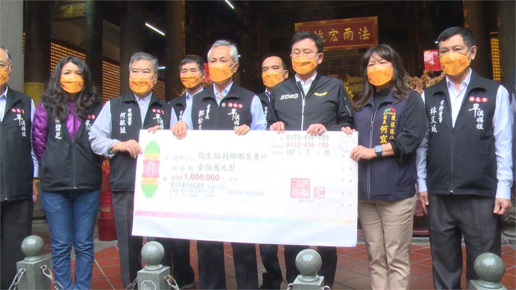 摩天輪亮起「土耳其國旗」　傷者祈福亡者安息
