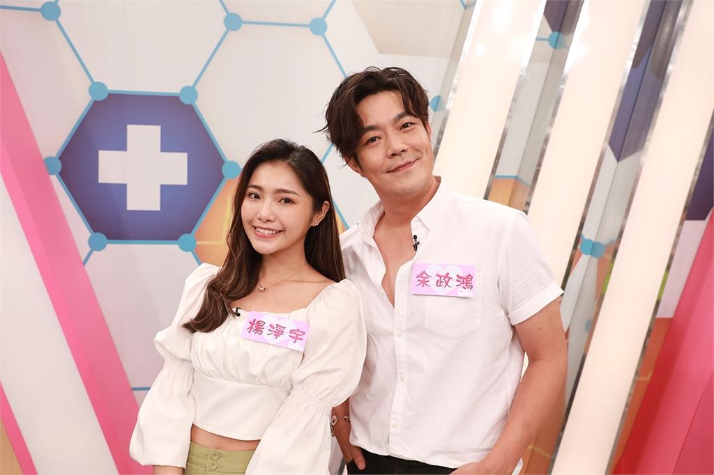 《醫學大聯盟》謝忻節目錄到一半 !驚喊:「我快要生了」