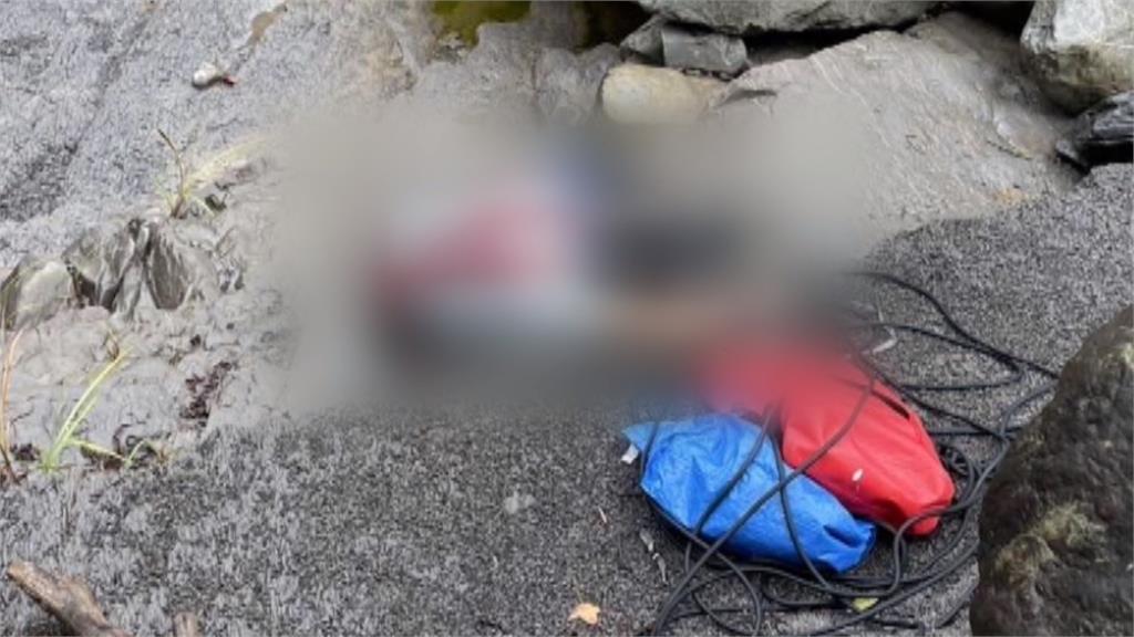 墜橋意外?男子躺臥河床死亡多時 身上有攀降繩索