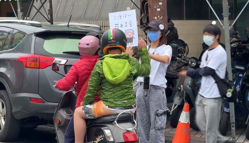 罷免馬文君、游顥衝二階! 南投罷團街頭機動收件