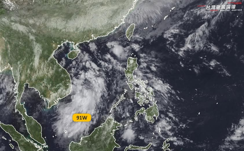 鋒面緊逼雨越晚越大!氣象粉專曬衛星雲圖曝「熱帶擾動91W」侵台機率