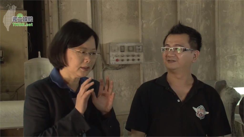 辣台號、小英號是他打造!蔡英文悼念胖卡協會理事長