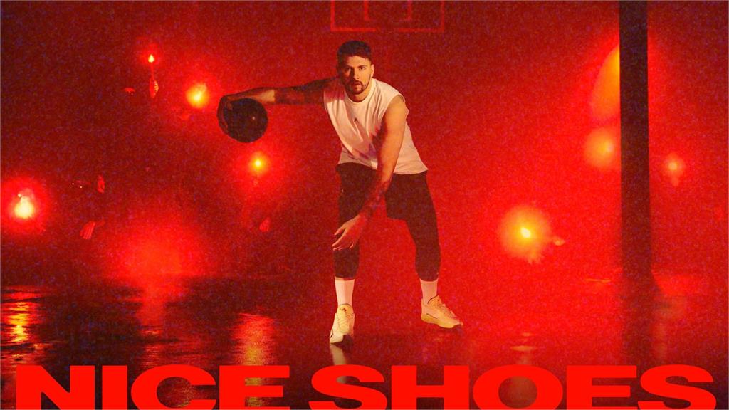 NBA(影)/太巧!湖人D77嗆球迷遭趕出場 贊助商賽前發「壞盧卡」新海報