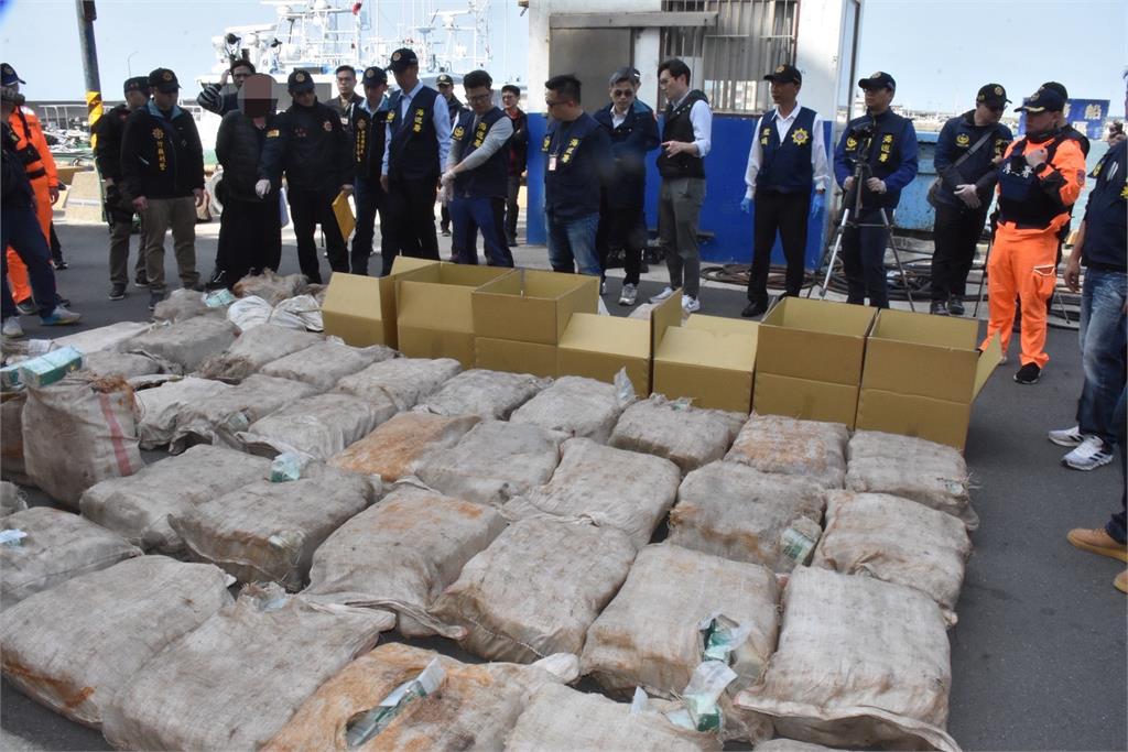 快新聞/驚!新竹檢警、海巡署聯手破獲1.6噸毒品案 市值估破上億元