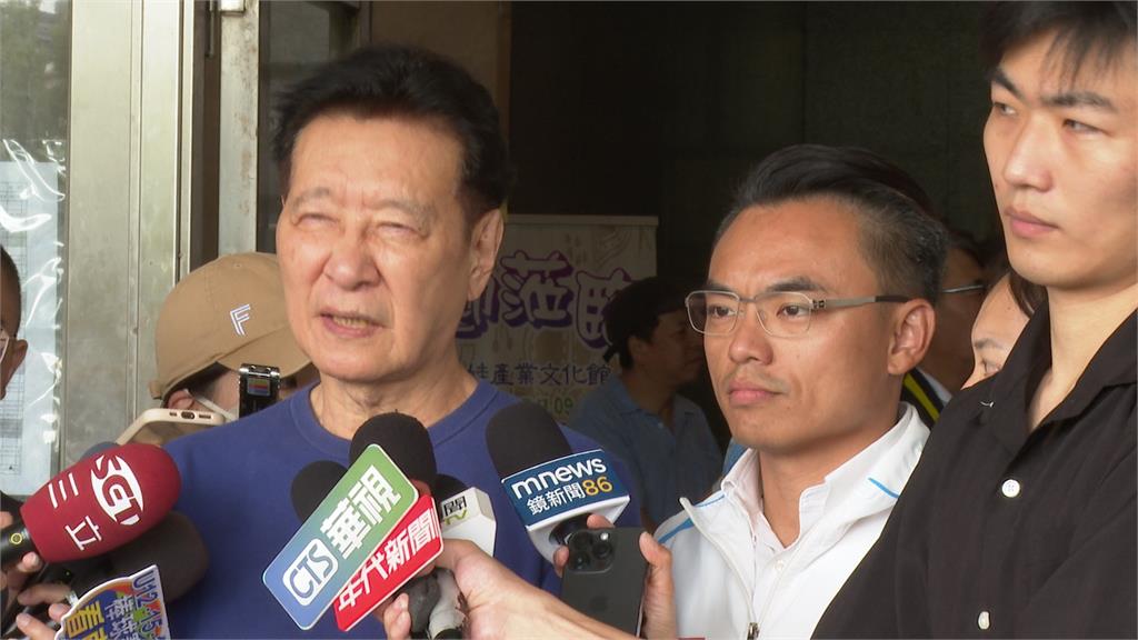 郝龍斌被爆也去東非看動物遷徙 趙少康:他無黨公職