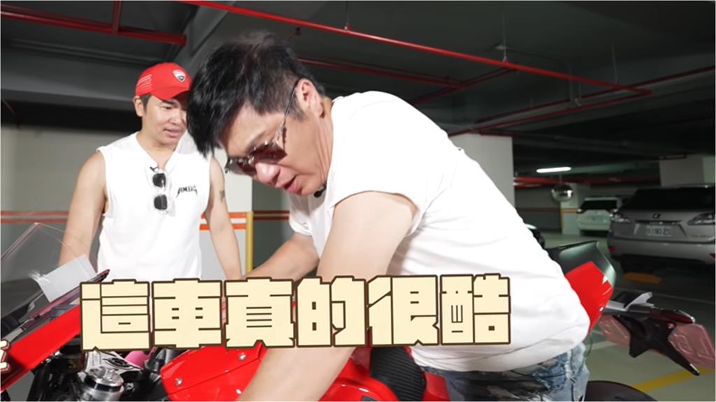 歐弟出手了!豪送「88萬超狂收藏」讓胡瓜騎回家…瓜哥一看傻眼了