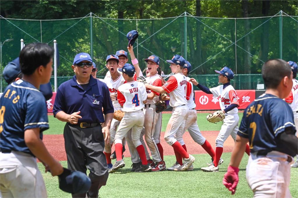 棒球／台灣隊2局狂攻11分逆轉菲律賓收下第2勝！香港爆冷門15：12擊退強敵日本