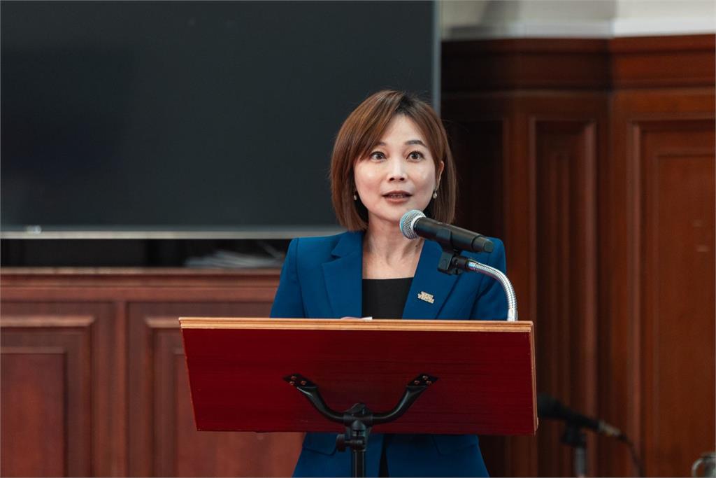 快新聞／凌晨驚魂！基隆男搭小黃持水果刀闖總統府　郭雅慧回應了