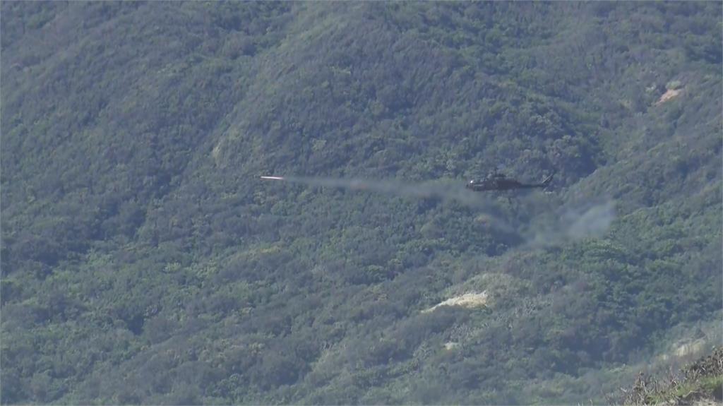 屏東九鵬基地神鷹操演 地獄火飛彈、隱蔽射擊訓練