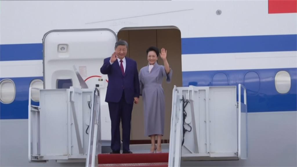 引發批評聲浪!川普高規格接機習近平 美議員砲轟:不值得