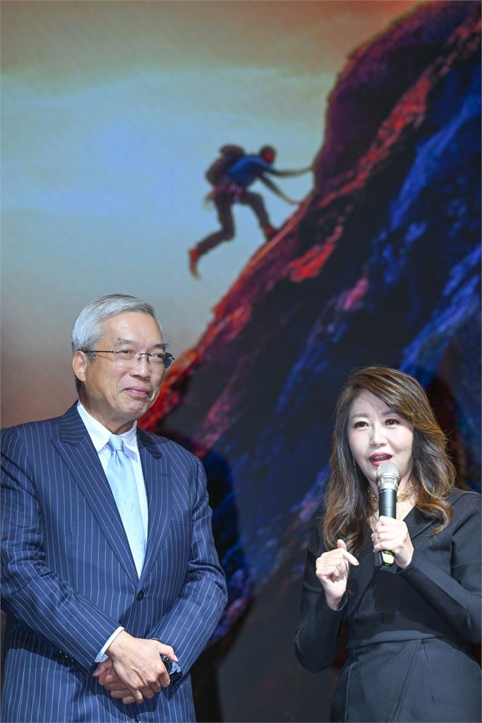 廖筱君重磅回歸民視!《韌性之島 台灣紀實》跨界領袖齊聚見證台灣底蘊