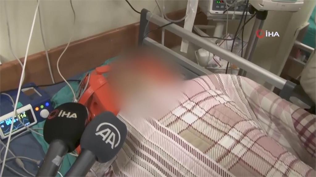 土耳其強震逾4.2萬死　婦受困258小時生還