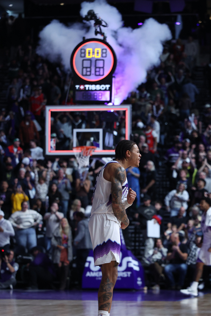 NBA(影)/爵士公牛2OT才分勝負!喬治關鍵時刻開啟殺神模式砍進致勝3分球