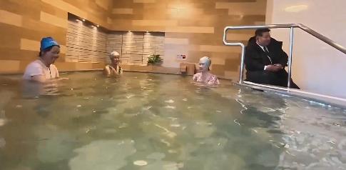 有片／金正恩視察直闖女湯「看大媽泡澡」！無碼片瘋傳…網看傻：口味太重。