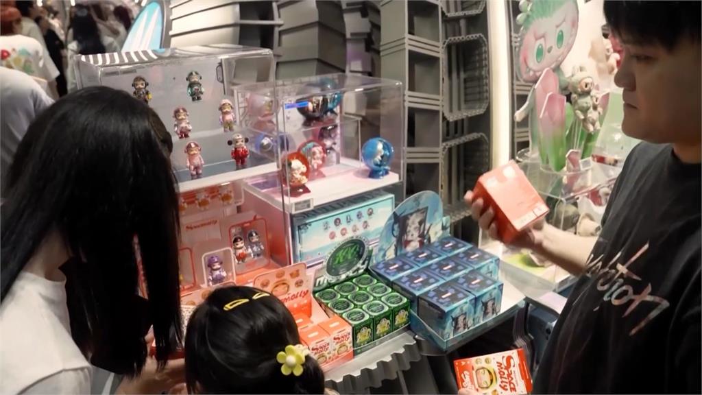 風光不再?Labubu二手價格對半砍 跌到比發售價還低