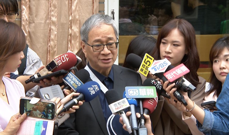 陽光女子微博轉統戰文還置頂 李遠:像老鼠被抓在手上玩