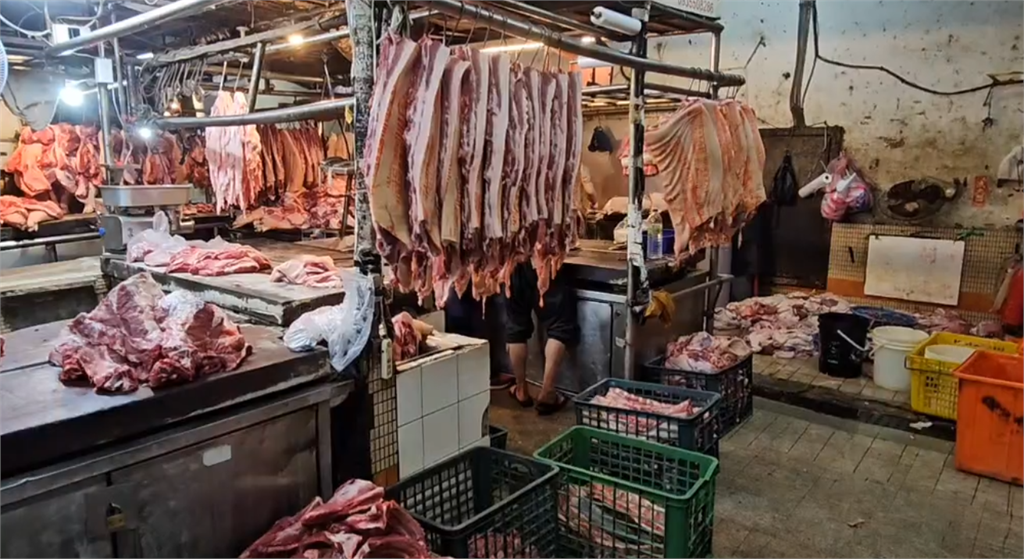 快新聞／溫體豬回歸！基隆攤商叫足豬量　怕民眾搶購忙備貨