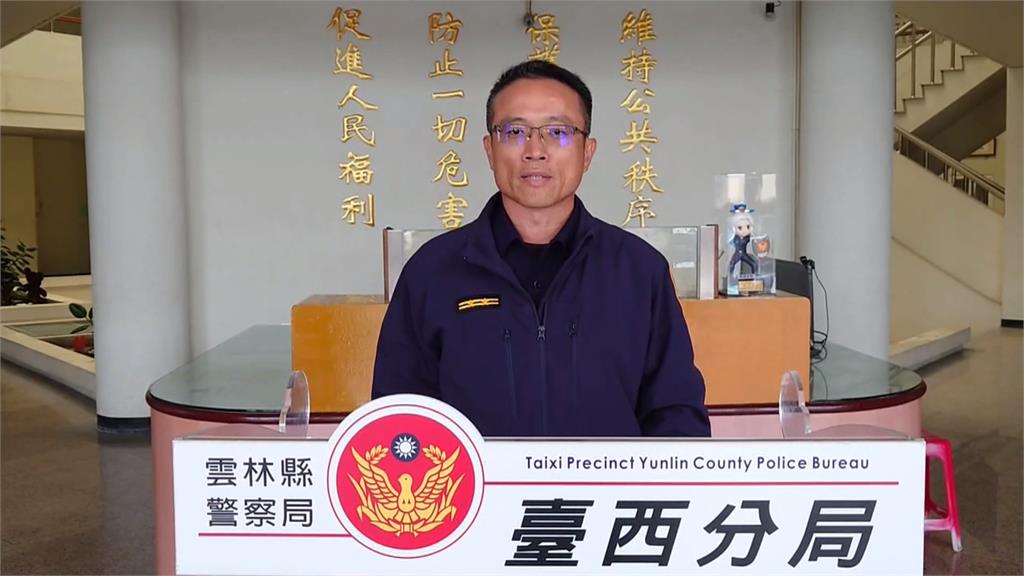 台78滿載垃圾曳引車翻車 司機自行脫困幸僅輕傷